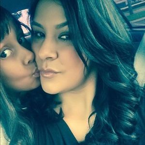 Meet your Posher, Adilenne